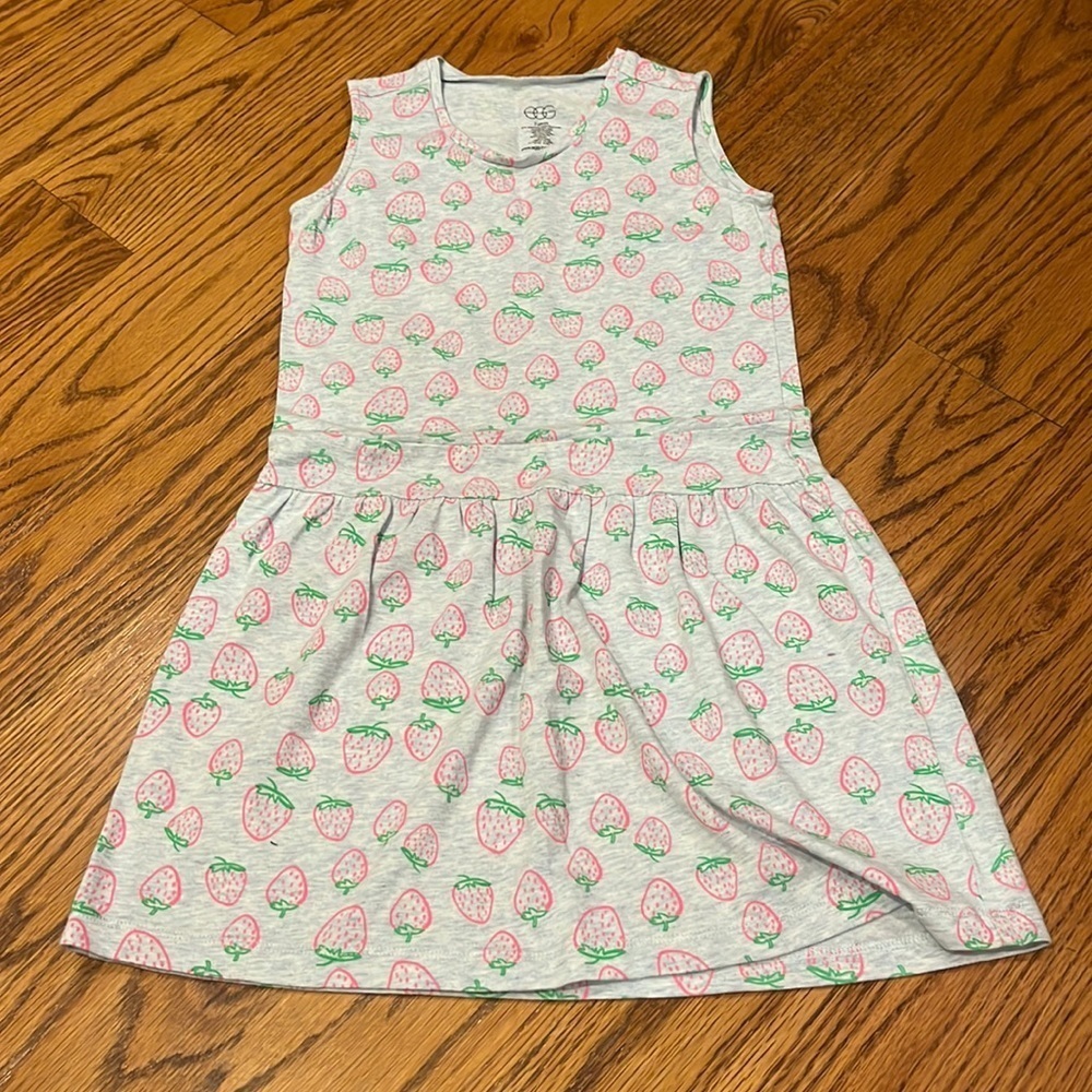 Egg Girl’s Strawberry Dress Size 7
